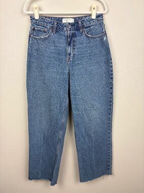 Abercrombie Curve Love The Loose High Rise Jeans - Size 8/29 Short